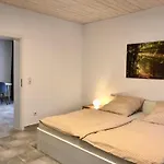 Erdgeschoss-appartement Mit Seeblick