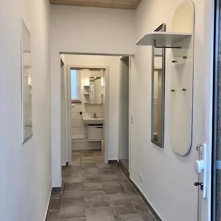 Erdgeschoss-appartement Mit Seeblick Ahrensbok