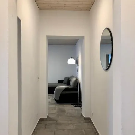 Erdgeschoss-appartement Mit Seeblick Ahrensbok