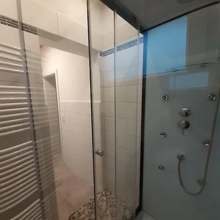 Erdgeschoss-appartement Mit Seeblick