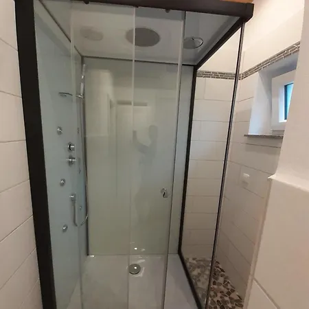 Erdgeschoss-appartement Mit Seeblick * Ahrensbok