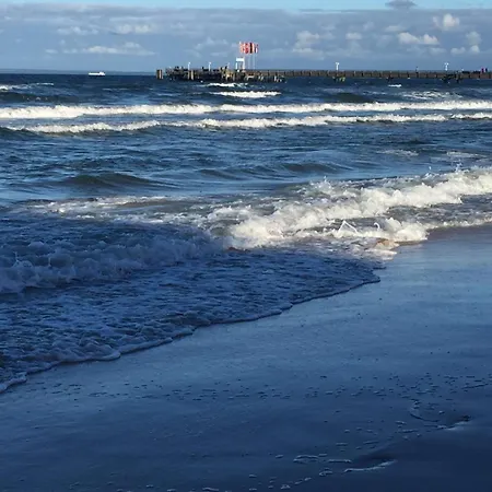 Erdgeschoss-appartement Mit Seeblick *